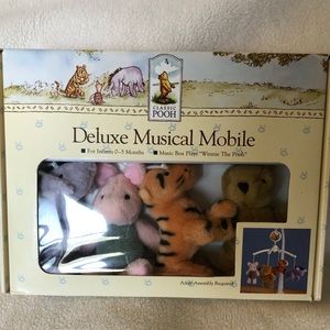 Disney Classic Pooh music mobile for baby’s crib